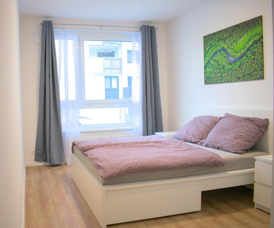 Brand New Apartment By Hockey Stadium Bratislava Bagian luar foto