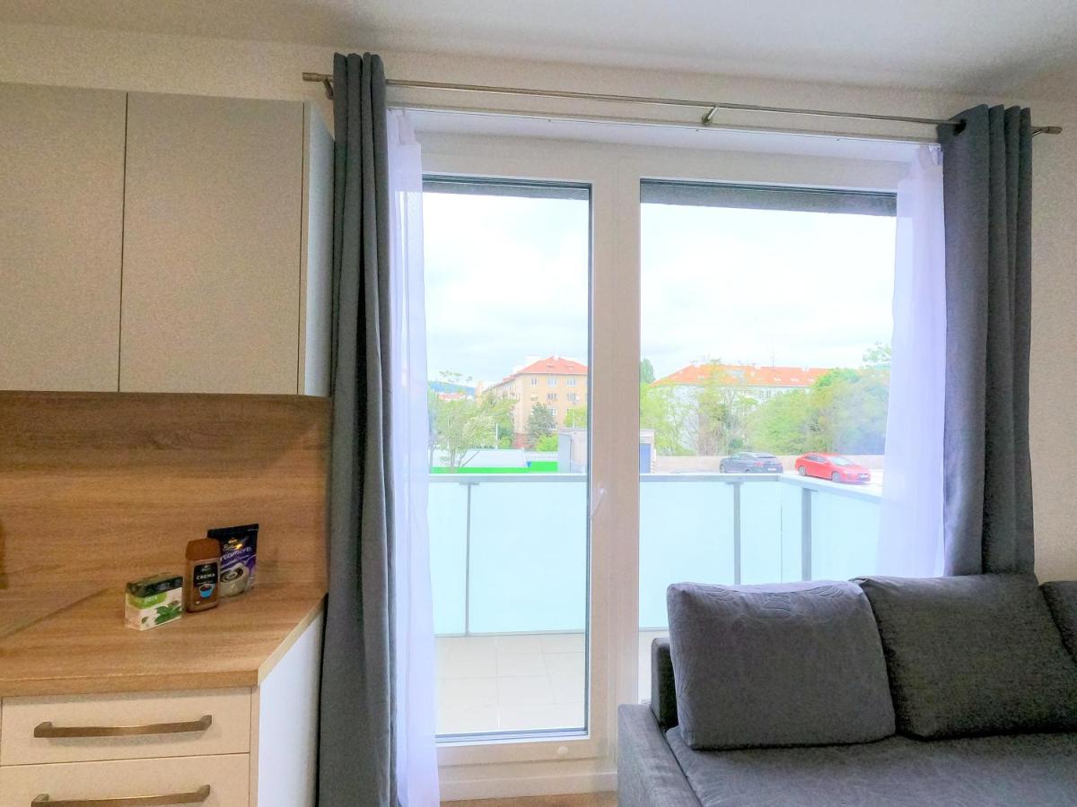 Brand New Apartment By Hockey Stadium Bratislava Bagian luar foto