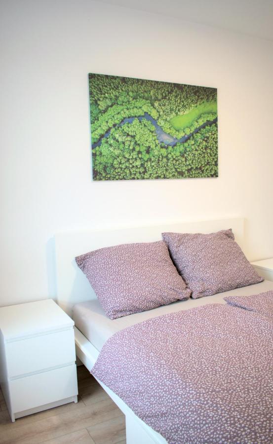 Brand New Apartment By Hockey Stadium Bratislava Bagian luar foto